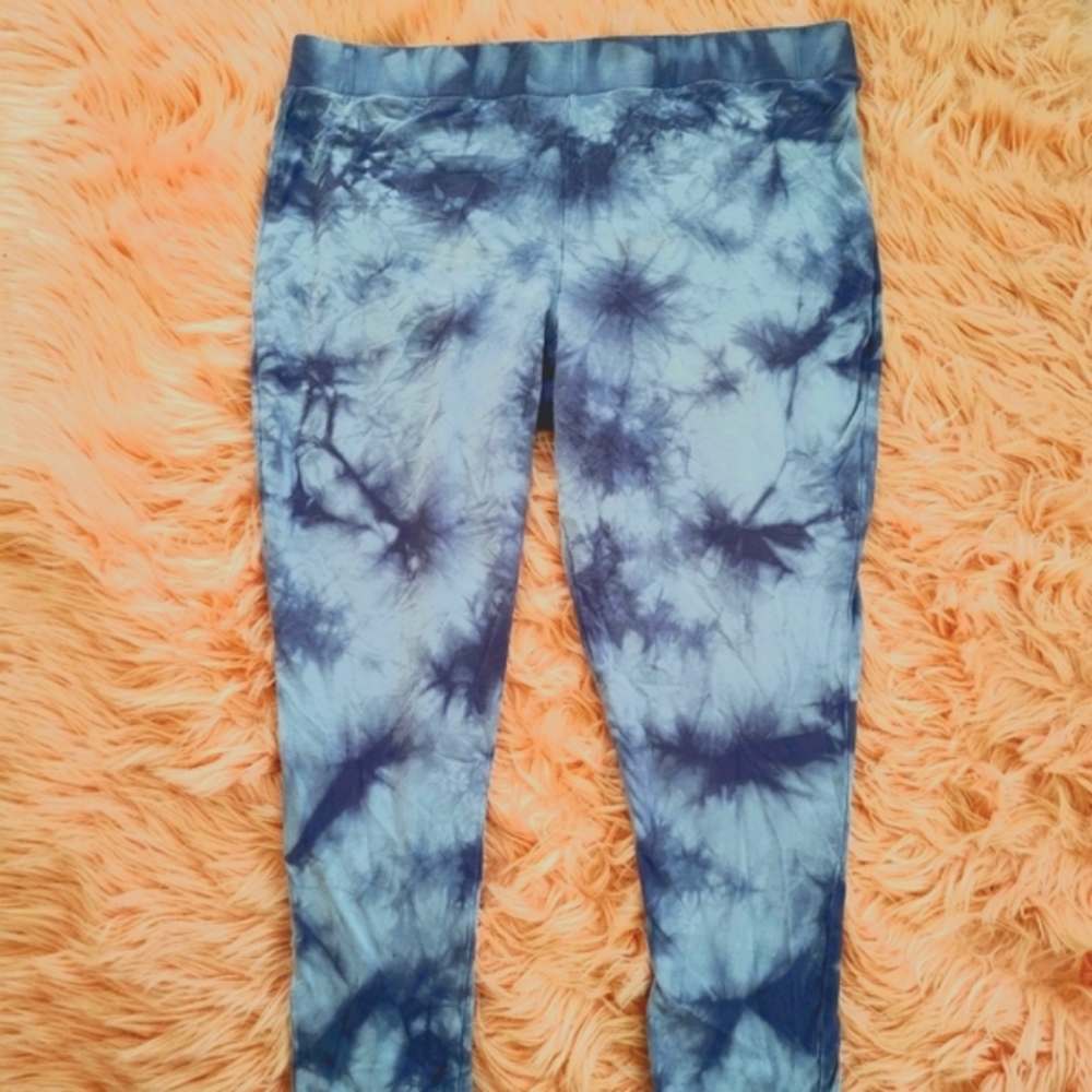 Torrid Leggings: dark/light blue tie-dye/oil spill, size 3